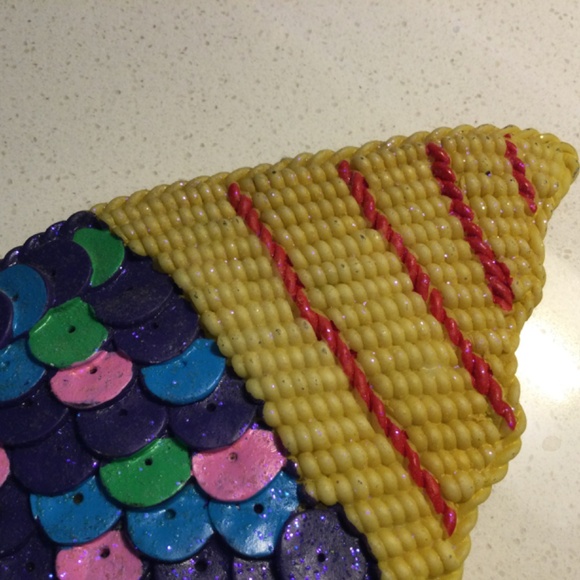 Handmade Mexican Beadwork Art - Picture 4 of 13